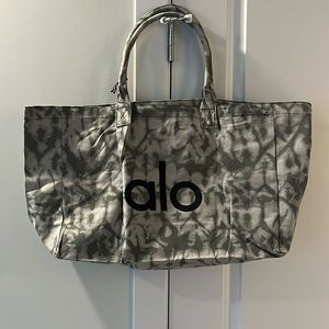 Alo Yoga Tote
